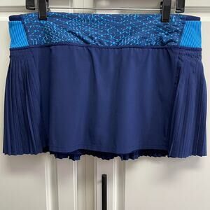 Lululemon size 10 medium